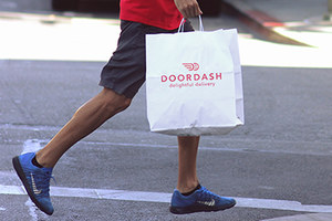 Consumers Bring DoorDash Lawsuit over Stolen Tips