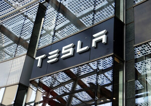 Tesla Racism Lawsuit Settles for .2 million