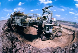 West Virginia Coal Mine Explodes, Kills 25
